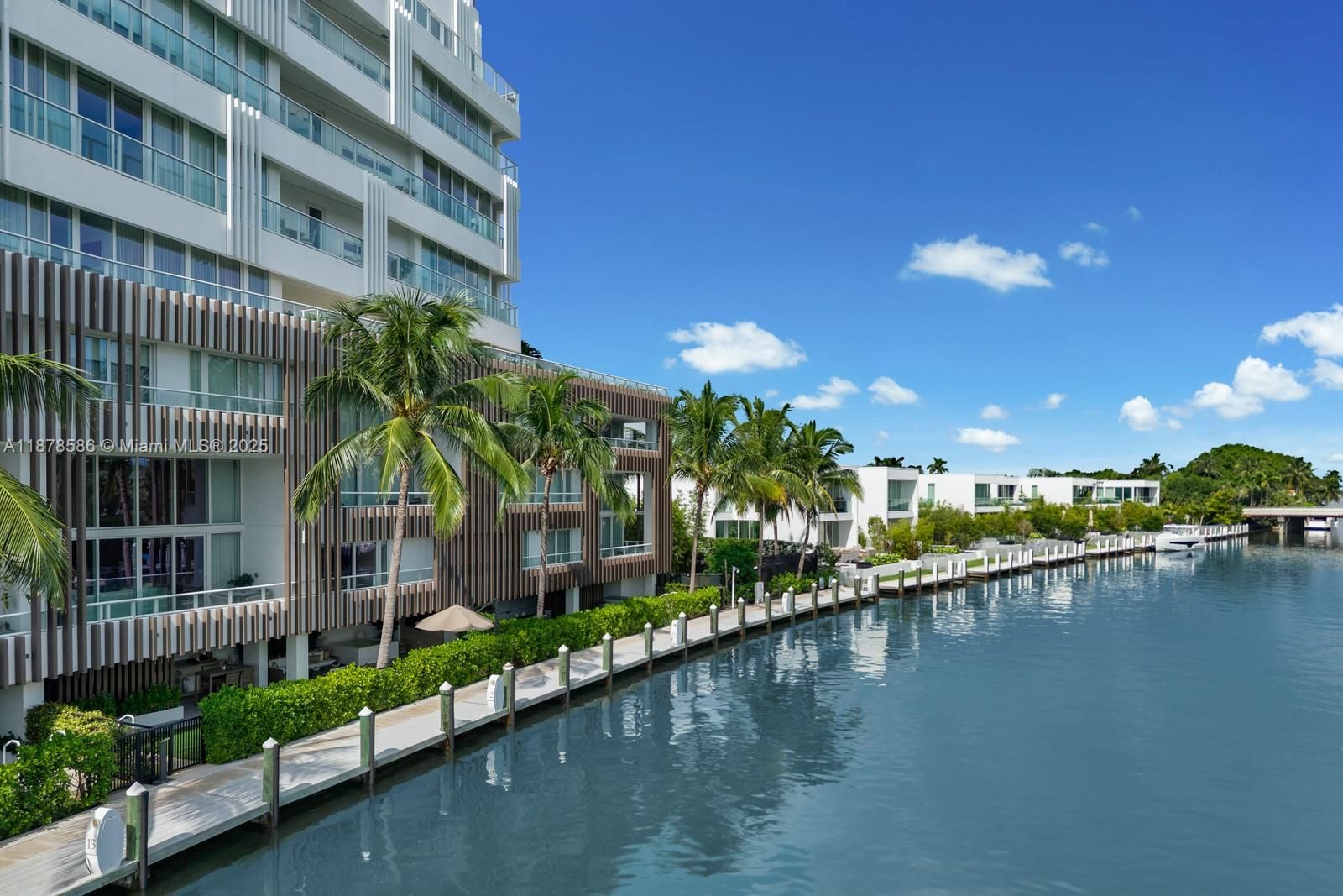 Ritz-Carlton Residences Miami Beach condos
