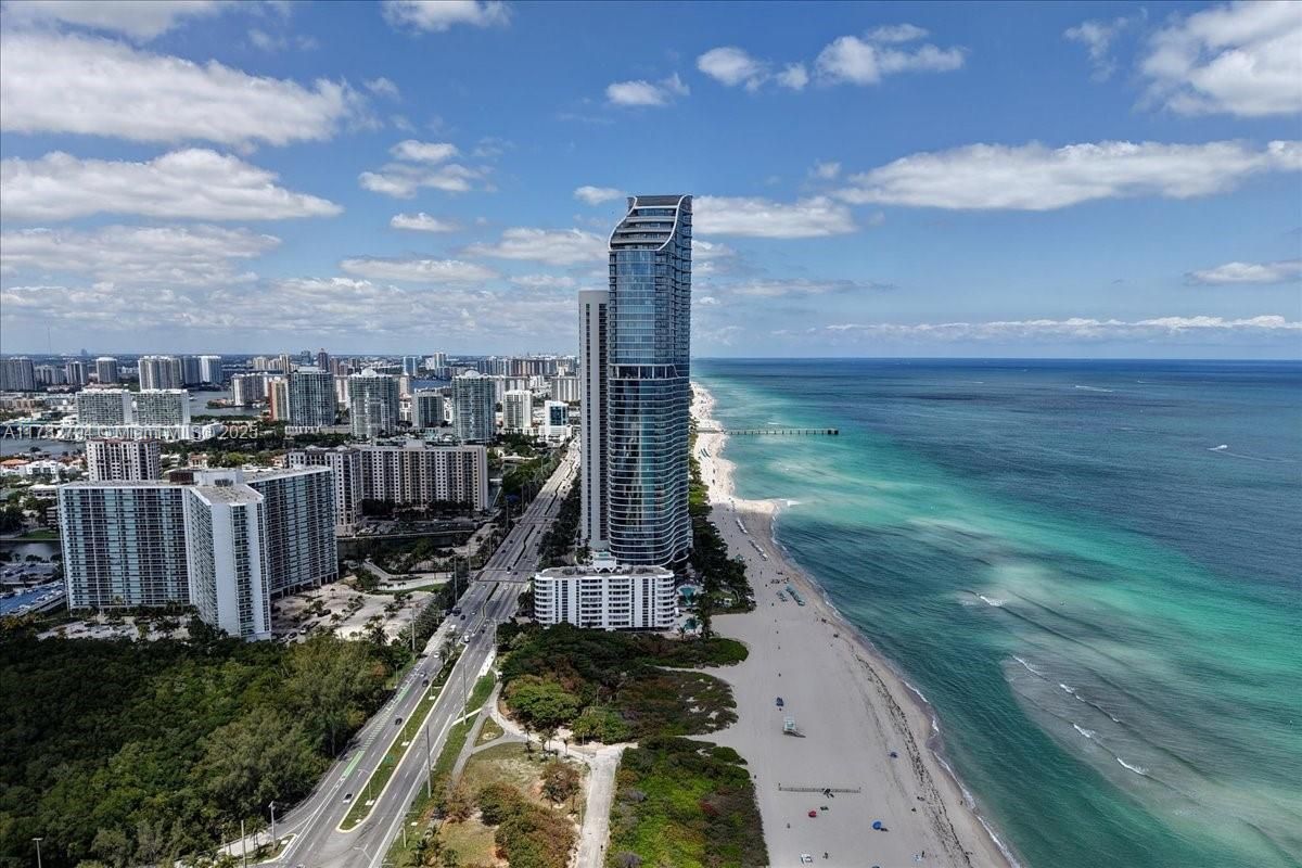 The Ritz-Carlton Residences